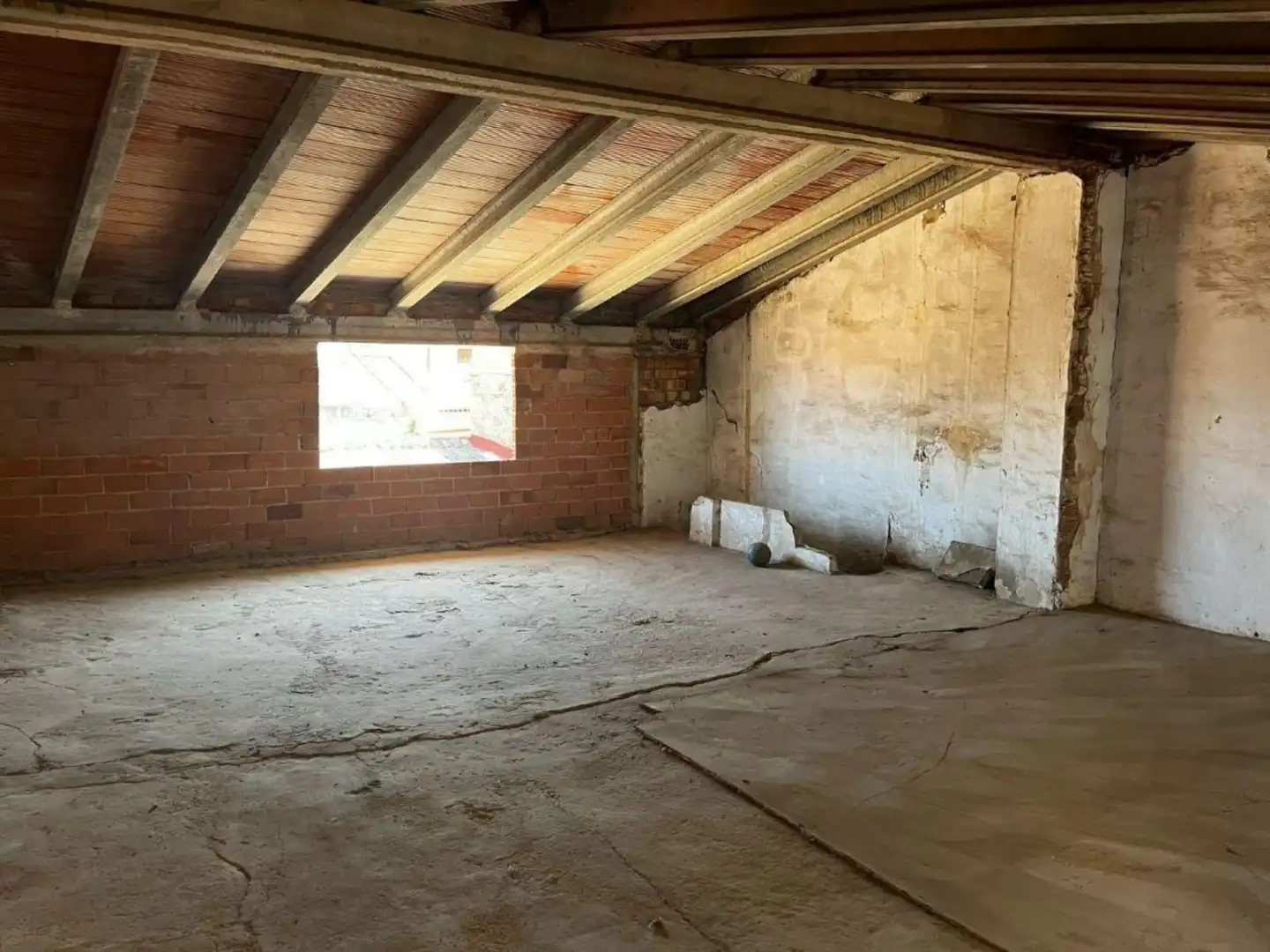Country homes for sale in Alberic  with Private garden and Storage room