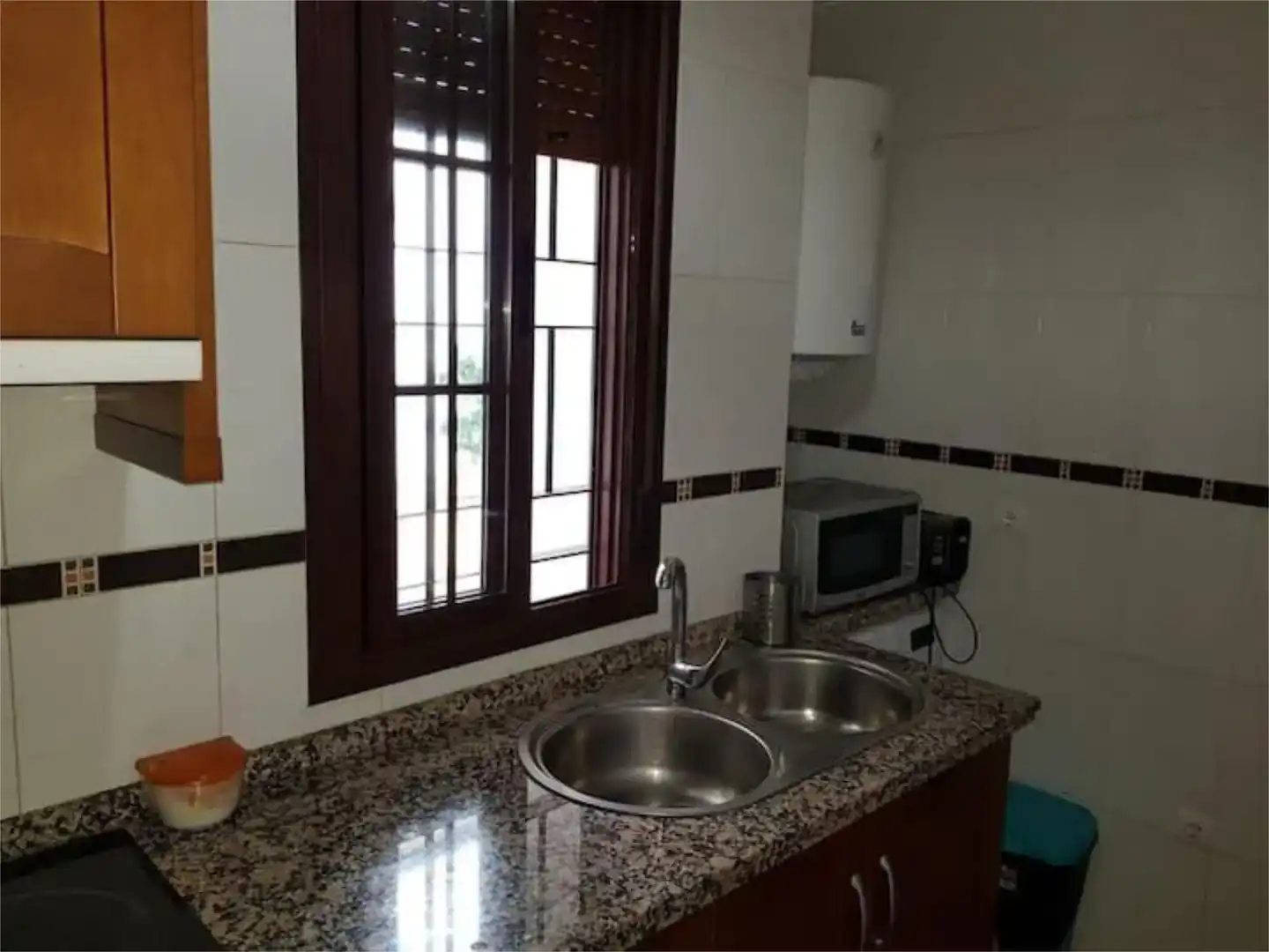 Cocina de Piso de alquiler en  Barcelona Capital con Aire acondicionado
