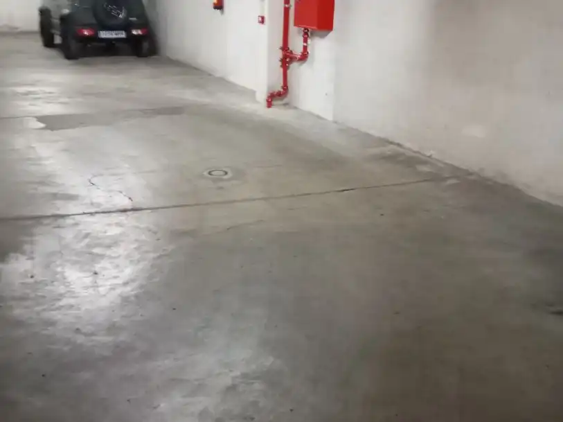 Parking of Garage for rent in Madrid