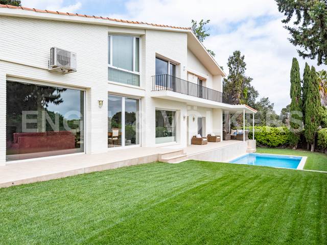 Casa-chalet en Alquiler en l´Abadessa y Olzet en Pedralbes