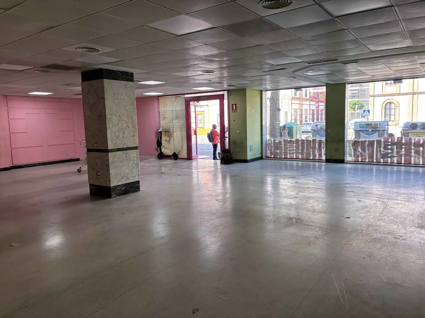 Geschaftsraum zur Miete in Avenida de Ramón y Cajal, 43, Ciudad Jardín