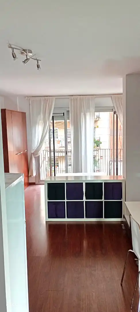 Wohnung zur Miete in Passatge de la Independència, El Camp de l'Arpa del Clot