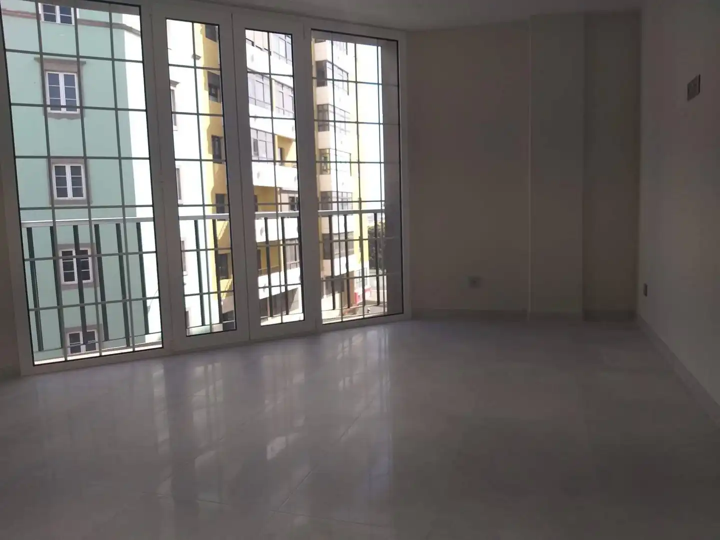 Sala de estar de Piso en venta en Las Palmas de Gran Canaria con Aire acondicionado