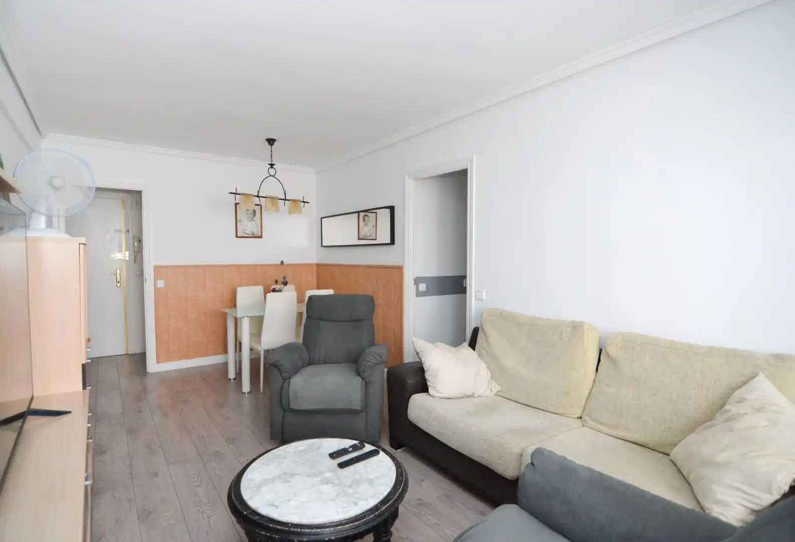 Sala de estar de Planta baja en venta en Móstoles con Calefacción, Parquet y Terraza