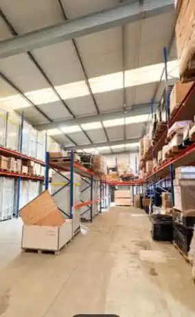 Nau industrial de lloguer a Valencina de la Concepción, imagen 4