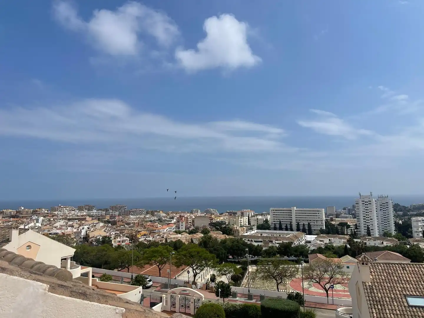 Vista exterior de Piso en venta en Benalmádena con Aire acondicionado, Terraza y Trastero