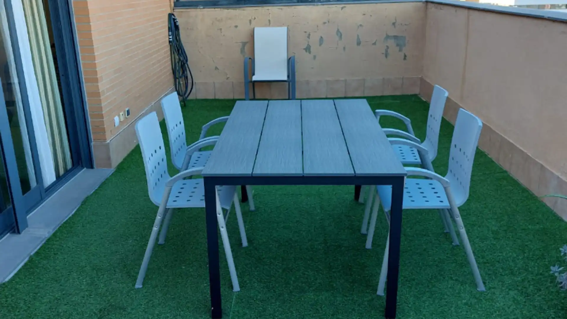 Terraza de Ático de alquiler en  Valencia Capital con Aire acondicionado, Jardín privado y Terraza