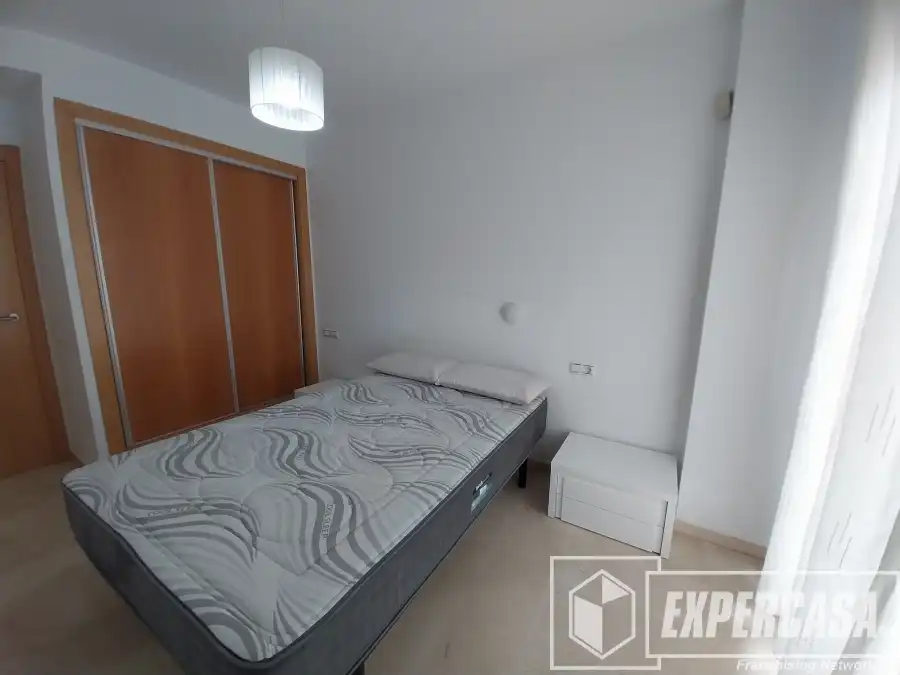 Dormitori de Pis en venda en Torrent amb Piscina i Moblat
