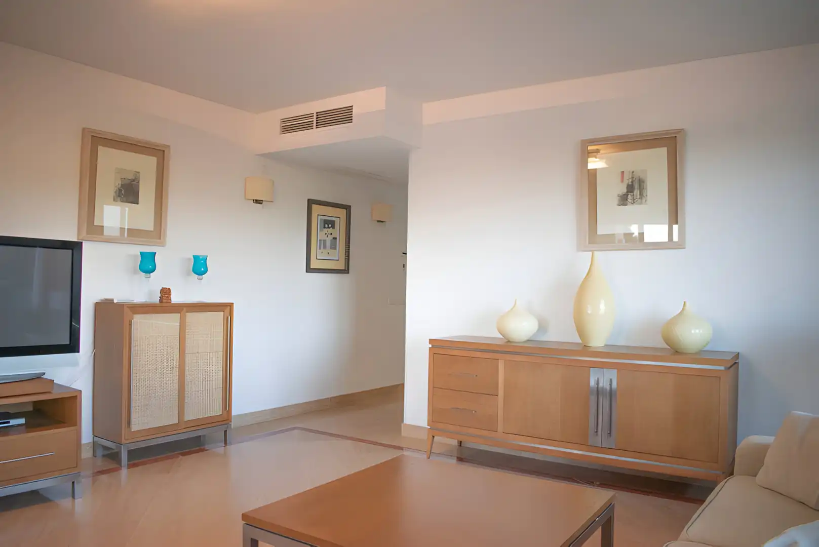 Sala d'estar de Planta baixa en venda en Marbella amb Aire condicionat, Calefacció i Terrassa