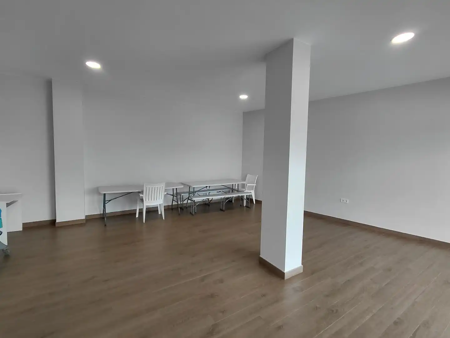 Wohnung zum Verkauf in Oleiros mit Heizung, Privatgarten und Parkett