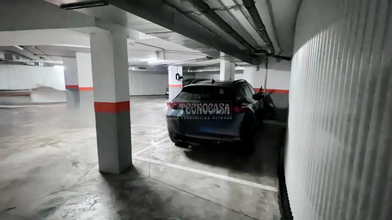 Parking of Flat for sale in Alcalá de Henares  with Air Conditioner, Heating and Terrace