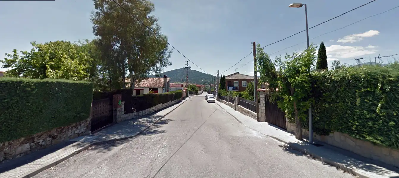 Exterior view of Residential for sale in Cadalso de los Vidrios