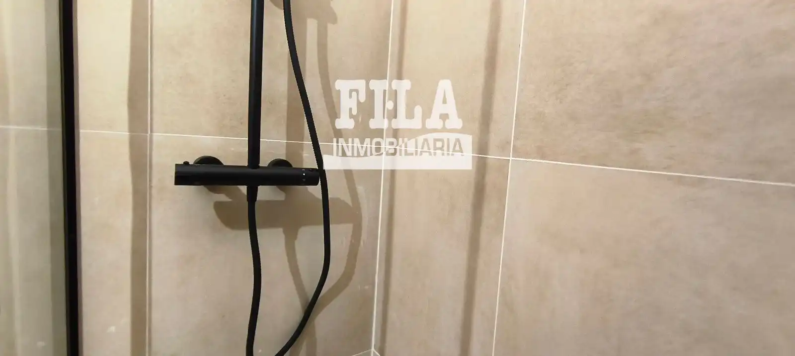 Baño de Casa o chalet en venta en El Vendrell con Calefacción, Terraza y Alarma