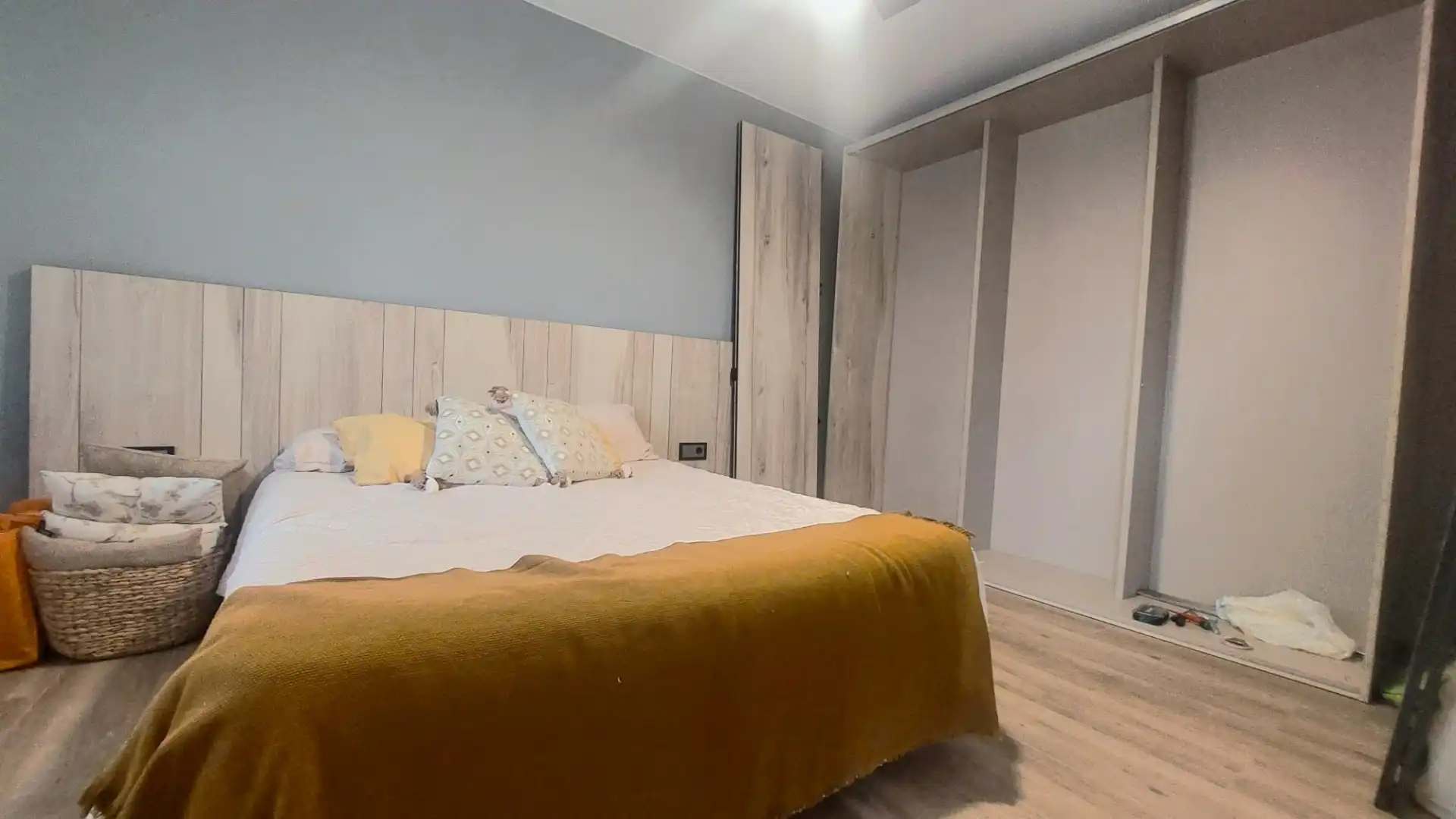 Dormitori de Pis en venda en Terrassa amb Aire condicionat, Calefacció i Balcó