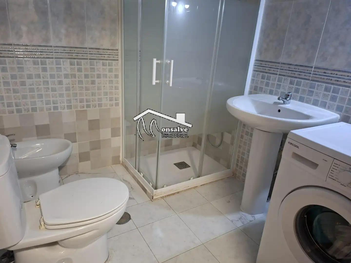 Bany de Apartament de lloguer en Yeles amb Aire condicionat, Calefacció i Forn