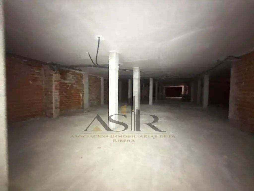 Local de alquiler en Carrer Santos, La Vila