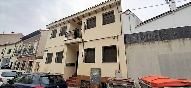 Edificio en Venta en Calle de Chavasca en Tres Olivos - Valverde