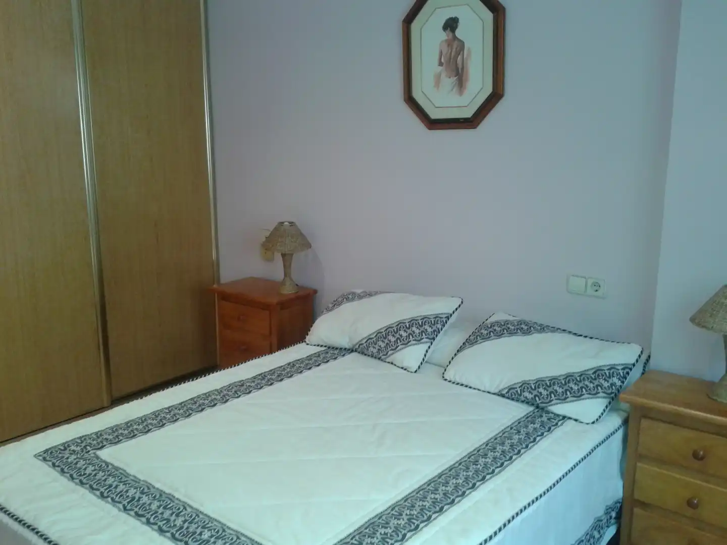 Habitación de Piso de alquiler en Zaragoza con Calefacción, Amueblado y Horno