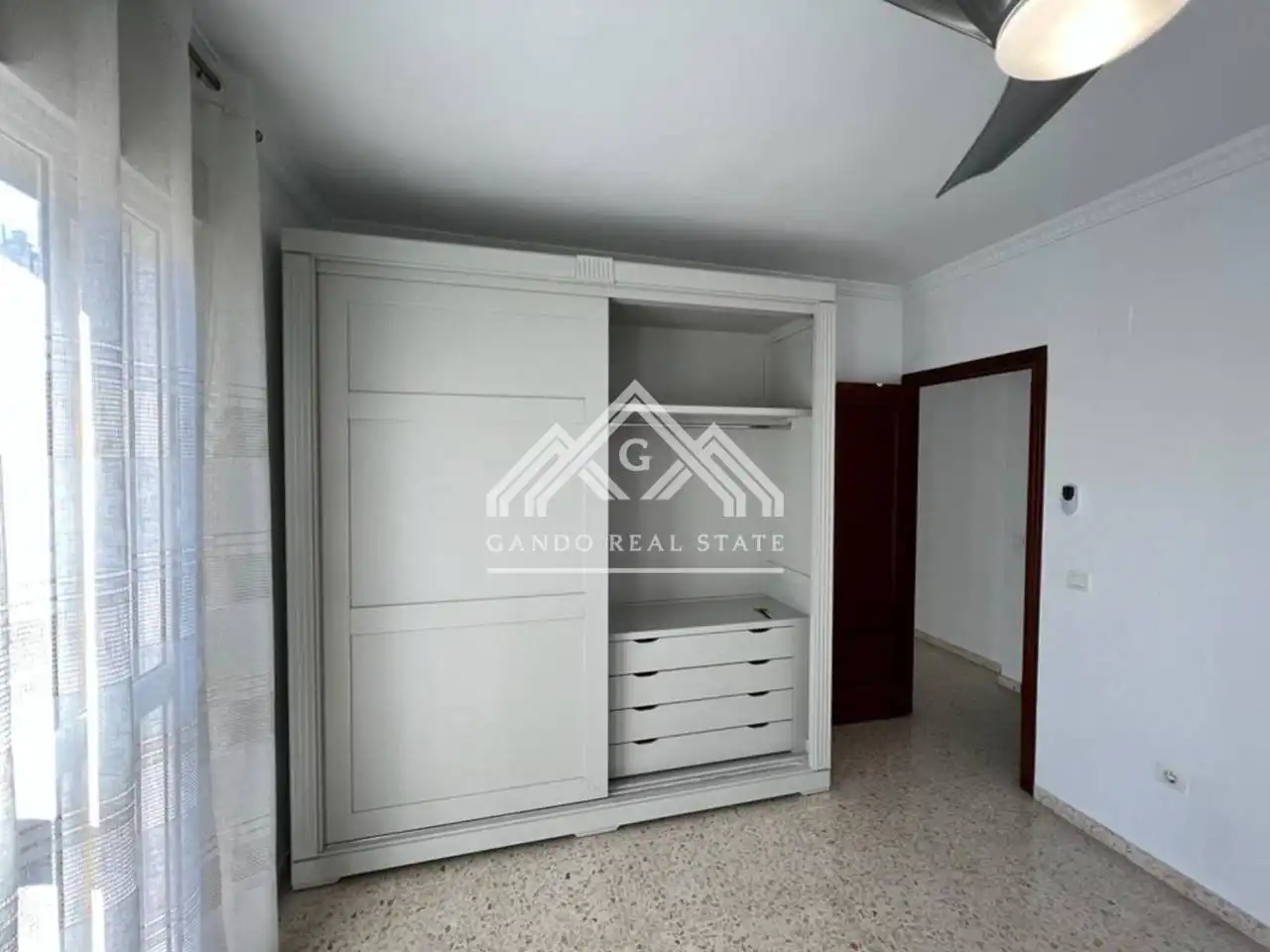 Habitación de Piso de alquiler en Dos Hermanas con Aire acondicionado y Balcón