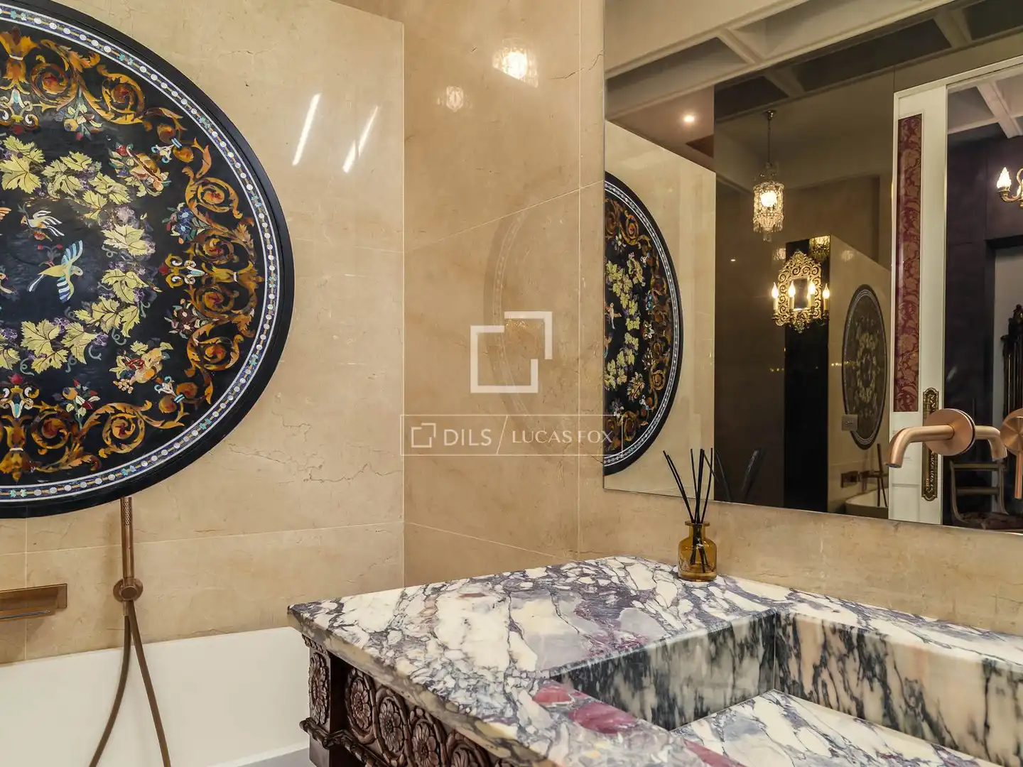 Bathroom of Flat for sale in Barcelona  with Air Conditioner, Heating and Furnished