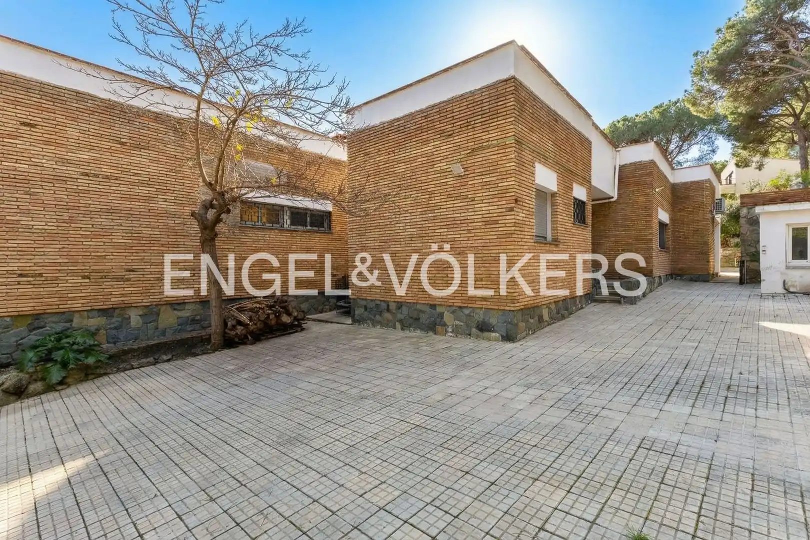 Vista exterior de Casa o chalet en venta en Premià de Dalt con Aire acondicionado, Calefacción y Jardín privado