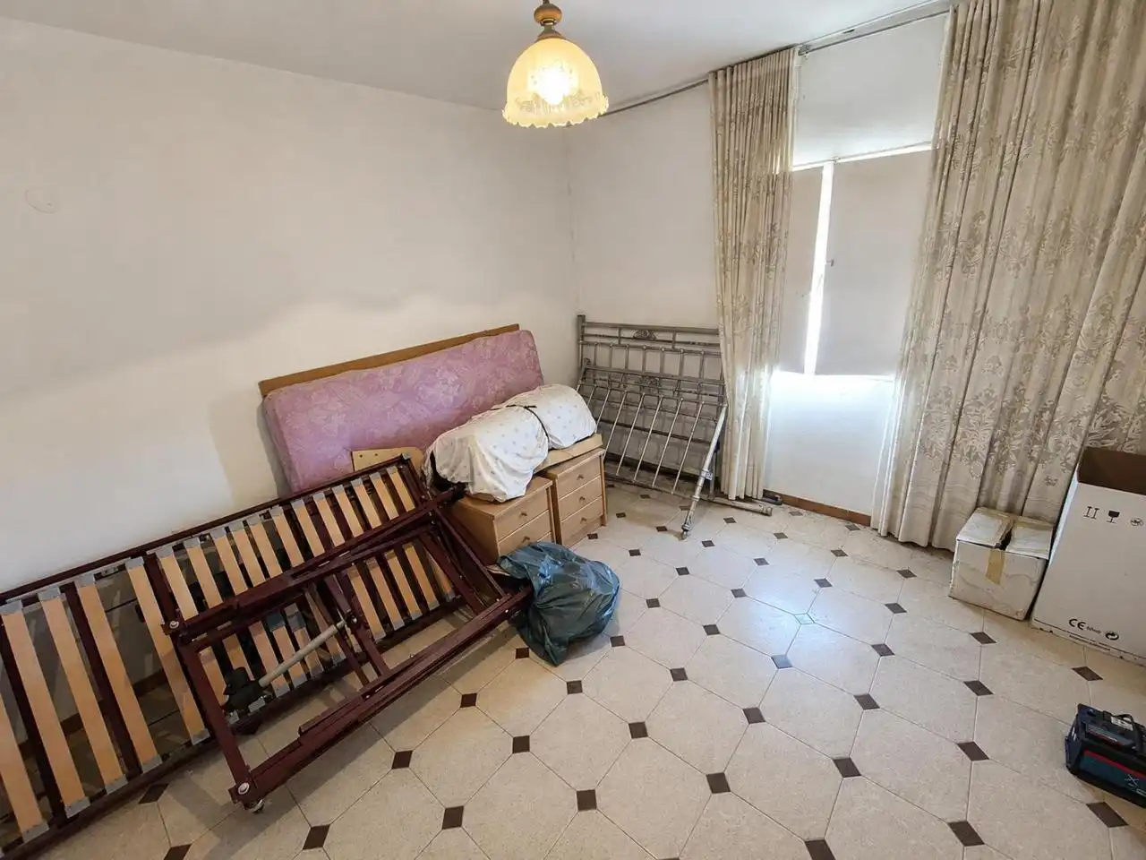 Dormitori de Casa o xalet en venda en Mirandilla amb Terrassa