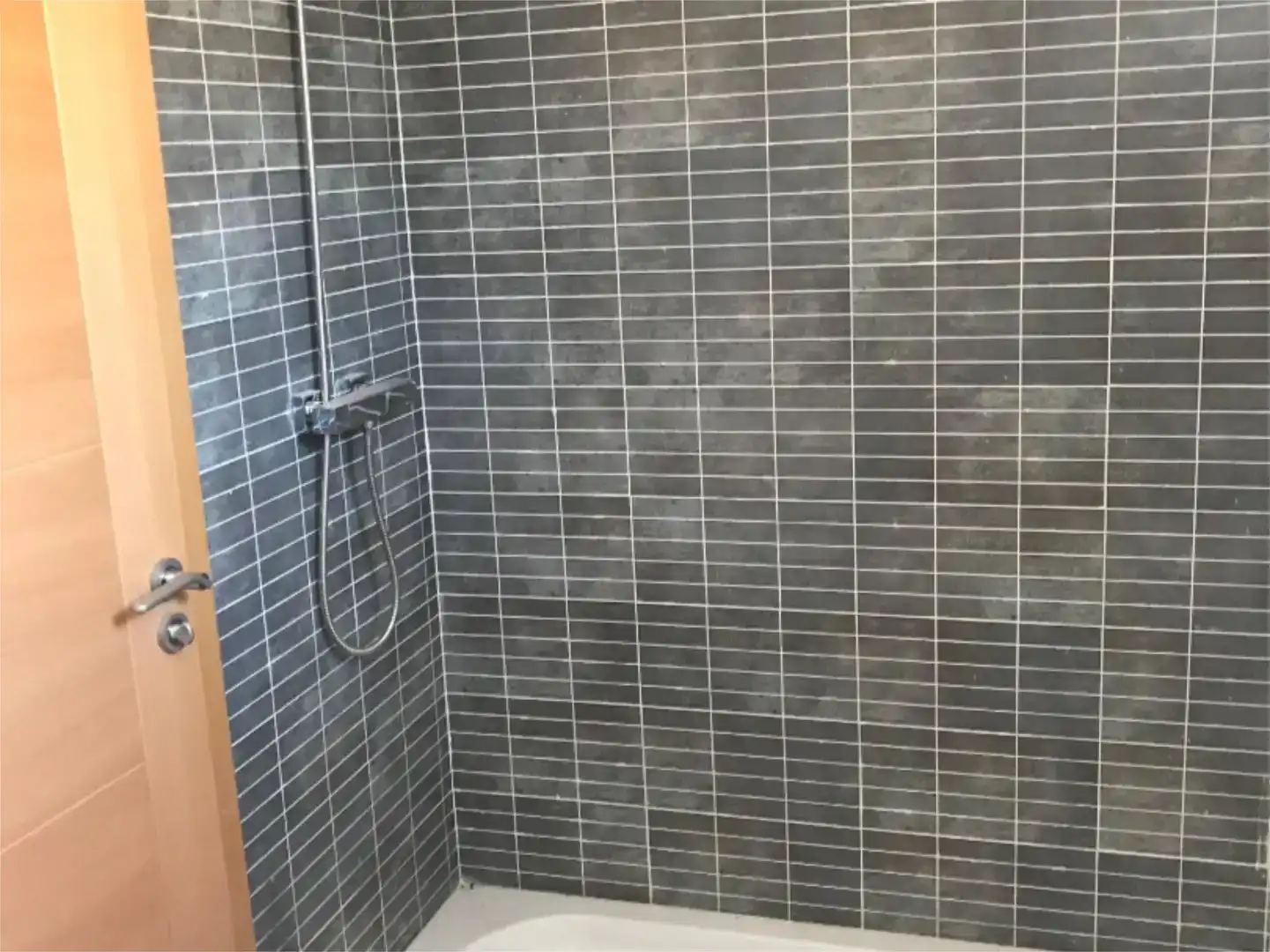 Bany de Casa adosada en venda en Solana de Ávila amb Jardí privat, Balcó i Piscina comunitària