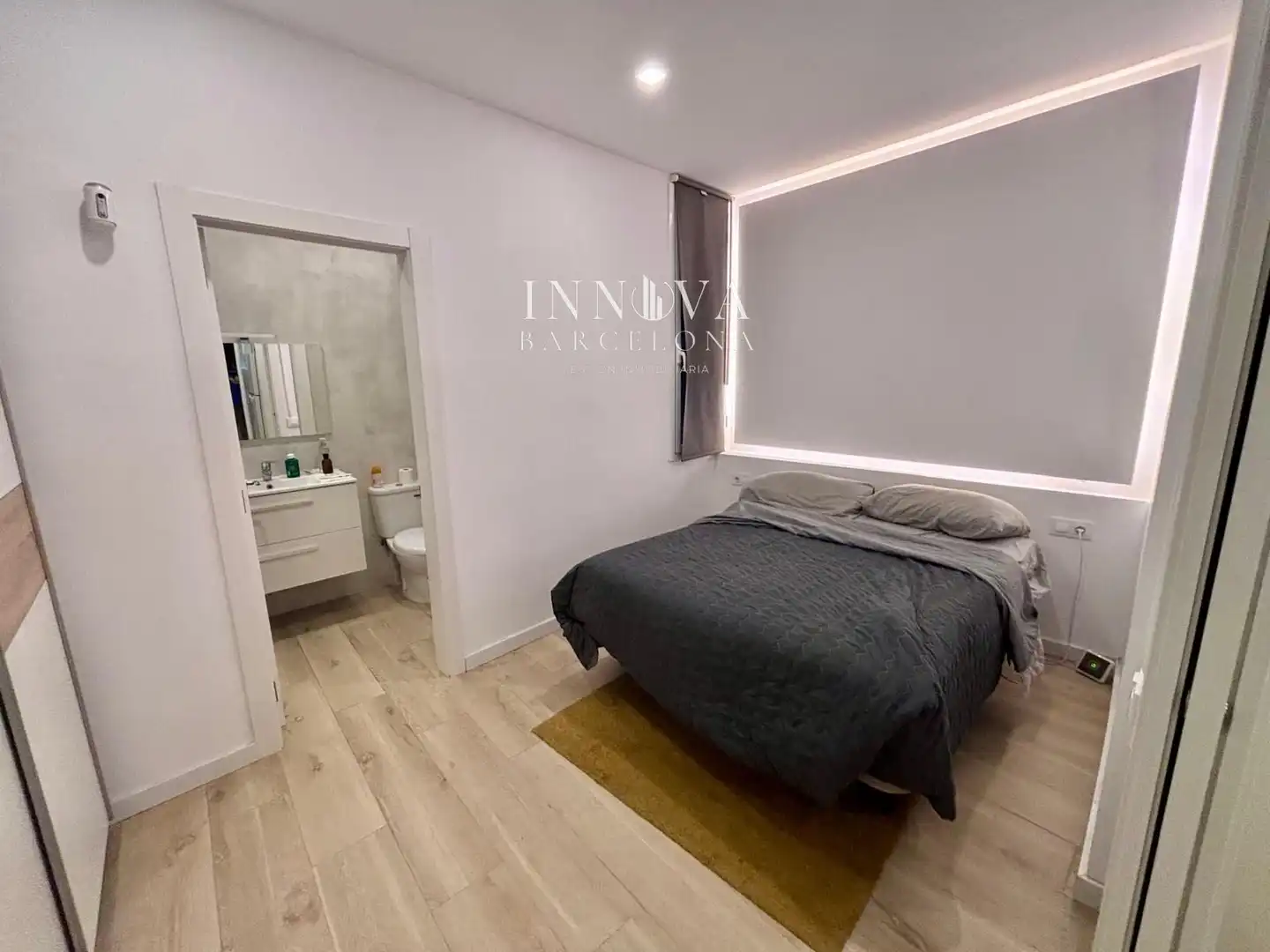 Habitación de Piso en venta en Barcelona con Aire acondicionado, Calefacción y Amueblado