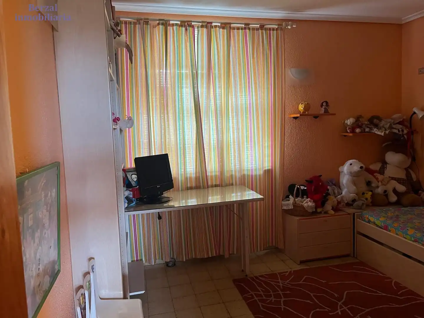 Dormitori de Casa o xalet en venda en Nalda amb Jardí privat, Terrassa i Traster