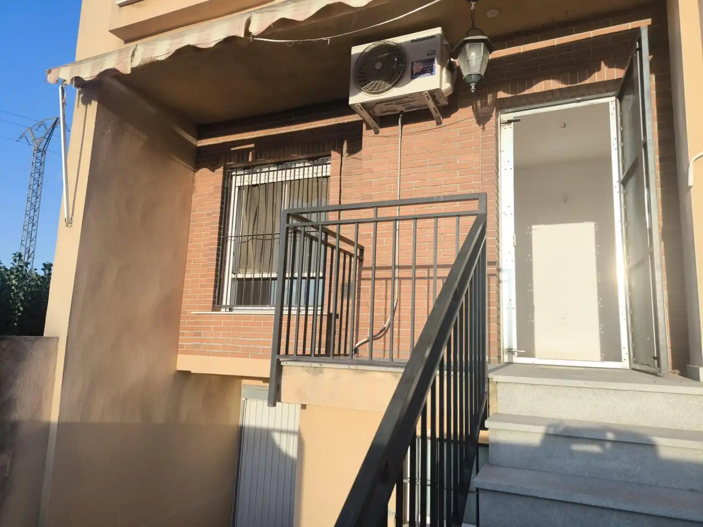 Casa a schiera con terrazza in vendita a Calle LEGAZPI, imagen 6