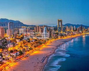 Vista exterior de Edifici en venda en Benidorm