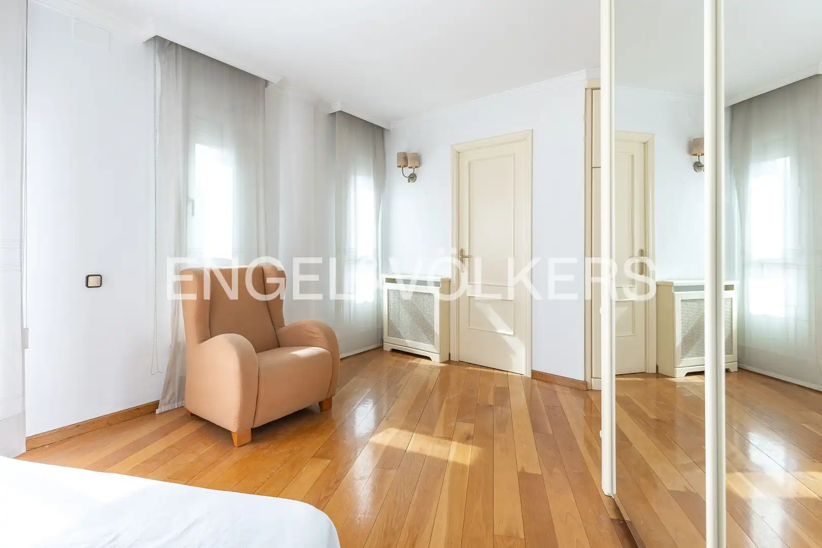 Habitación de Piso en venta en Barcelona con Aire acondicionado, Calefacción y Terraza