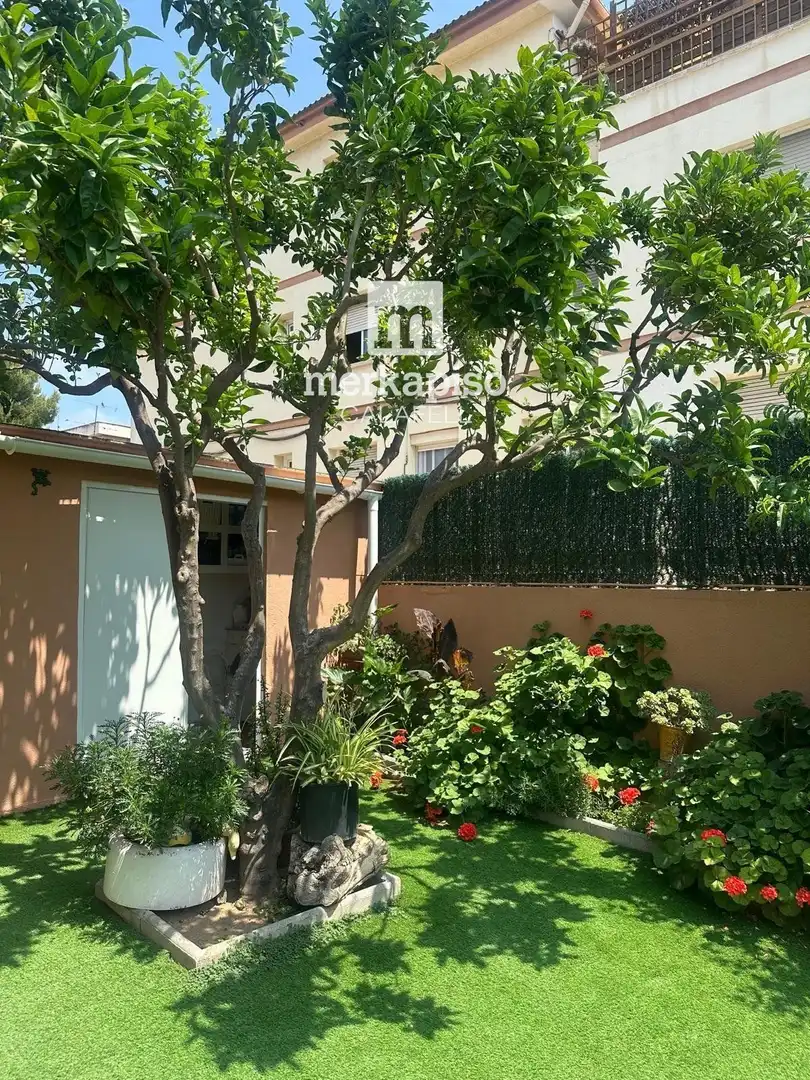 Jardí de Pis en venda en Calafell amb Calefacció, Terrassa i Traster