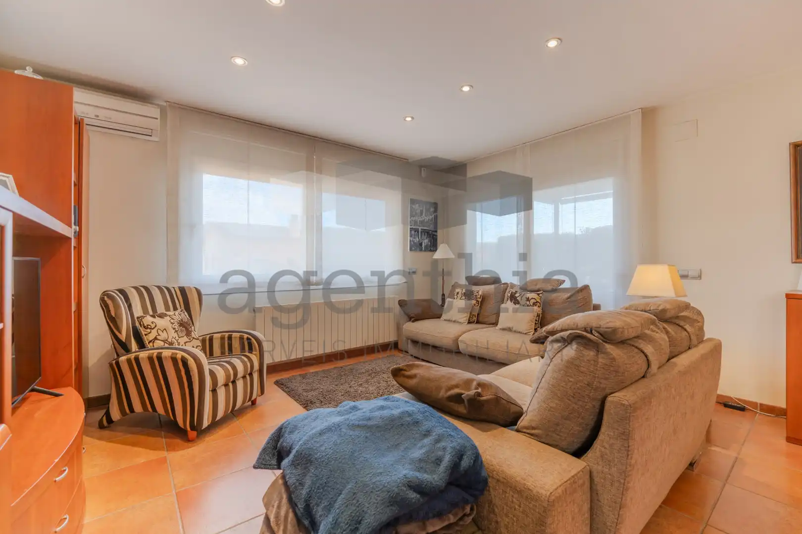 Sala de estar de Casa o chalet en venta en Quart con Aire acondicionado, Calefacción y Piscina