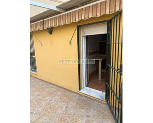 Exterior view of Duplex for sale in San Fernando