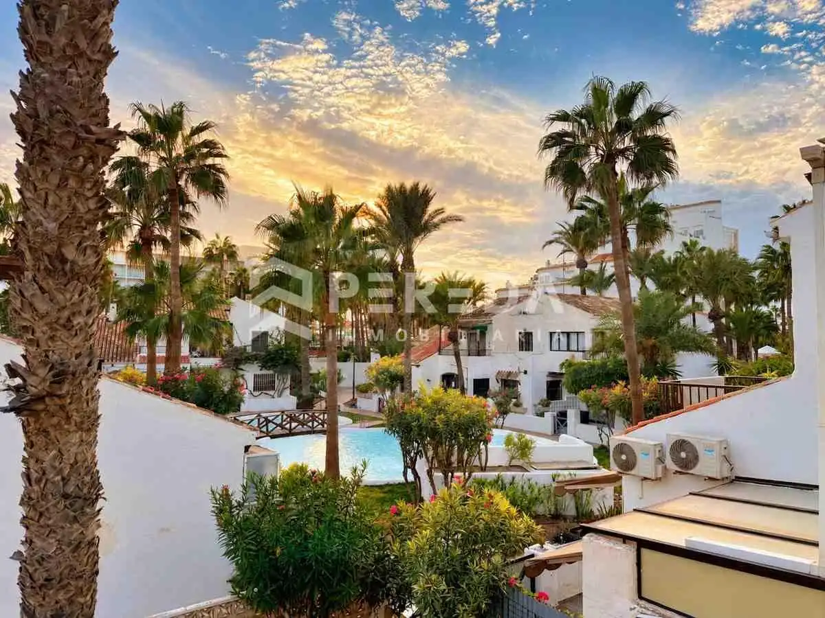 Studio mit Pool zum Verkauf in Avenida ENTREMARES (U), imagen 16
