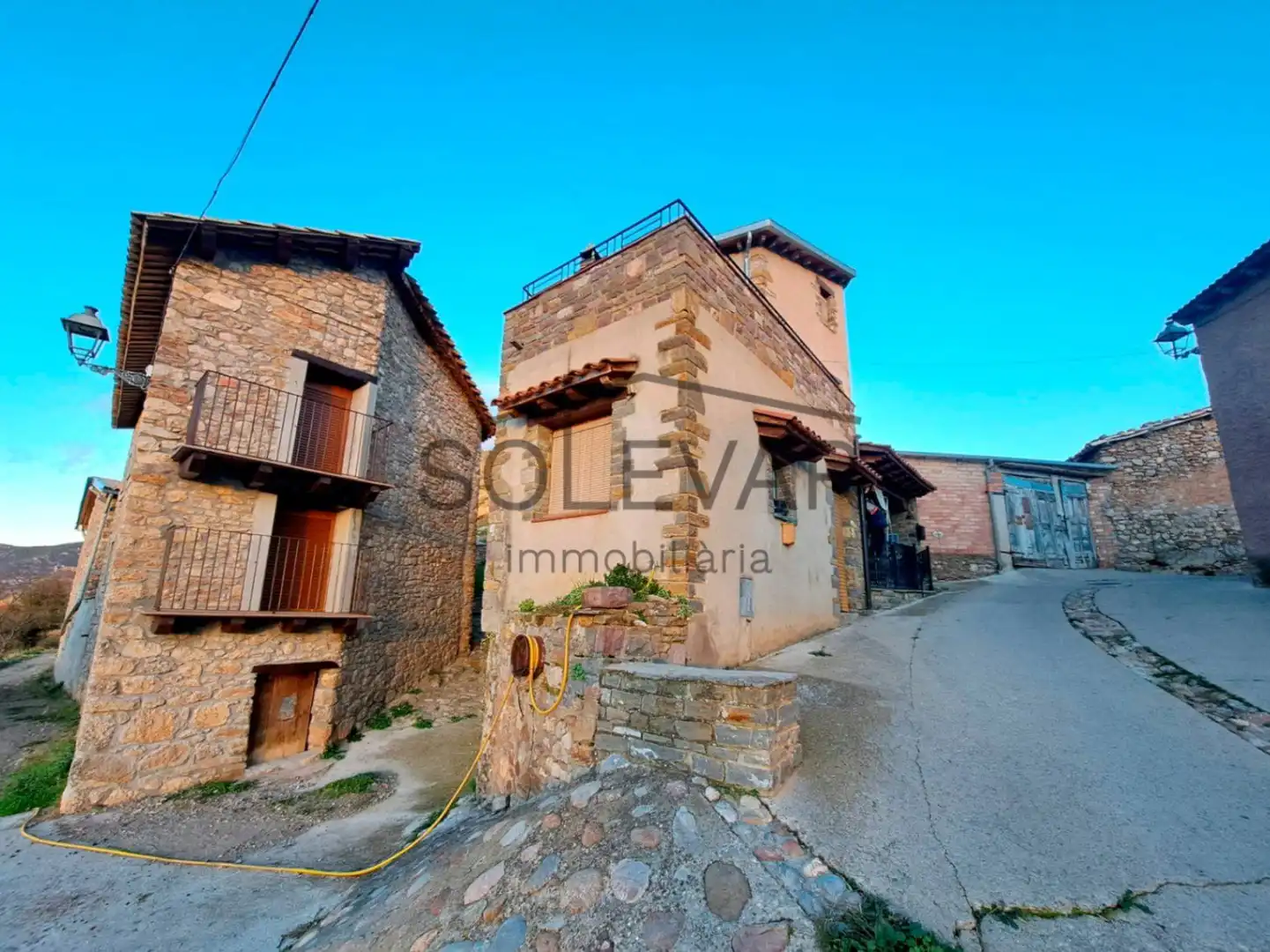 Vista exterior de Casa o xalet en venda en Conca de Dalt amb Jardí privat, Terrassa i Traster