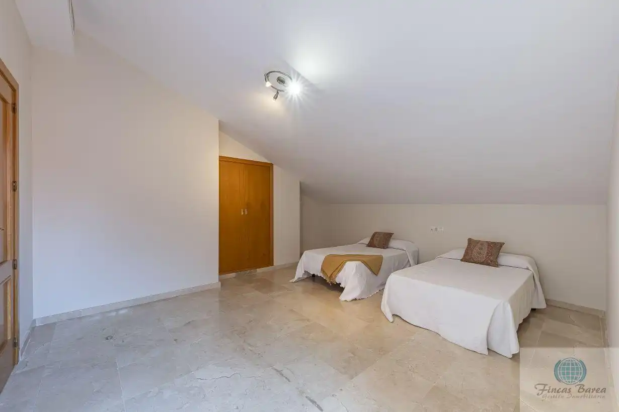 Habitación de Ático en venta en Fuengirola con Aire acondicionado, Terraza y Trastero