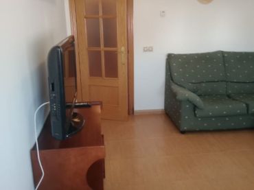 Flat with lift for sale in Calle Cristóbal Colón 77