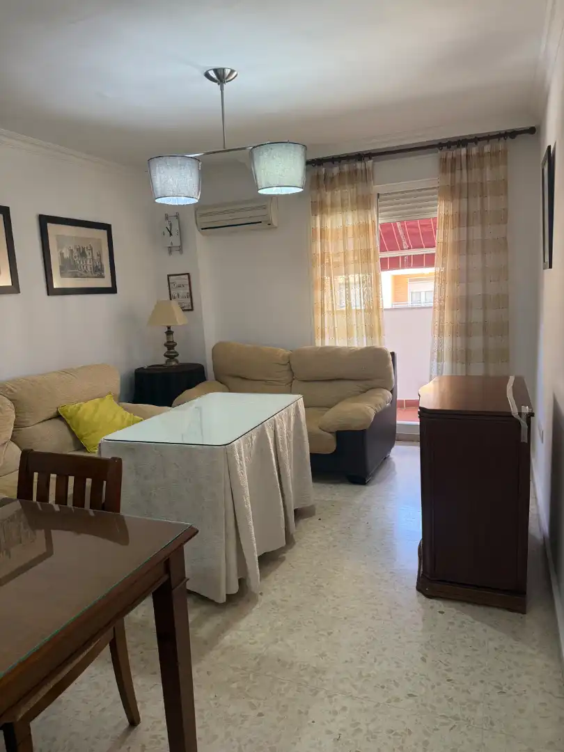 Sala de estar de Apartamento en venta en Badajoz con Aire acondicionado, Lavadora y Microondas