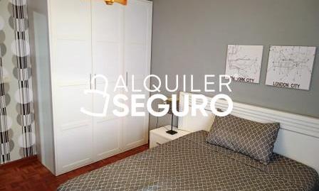 Foto 4 de Pis de lloguer a Voluntaria Entrega, Arriaga - Lakua, Vitoria - Gasteiz