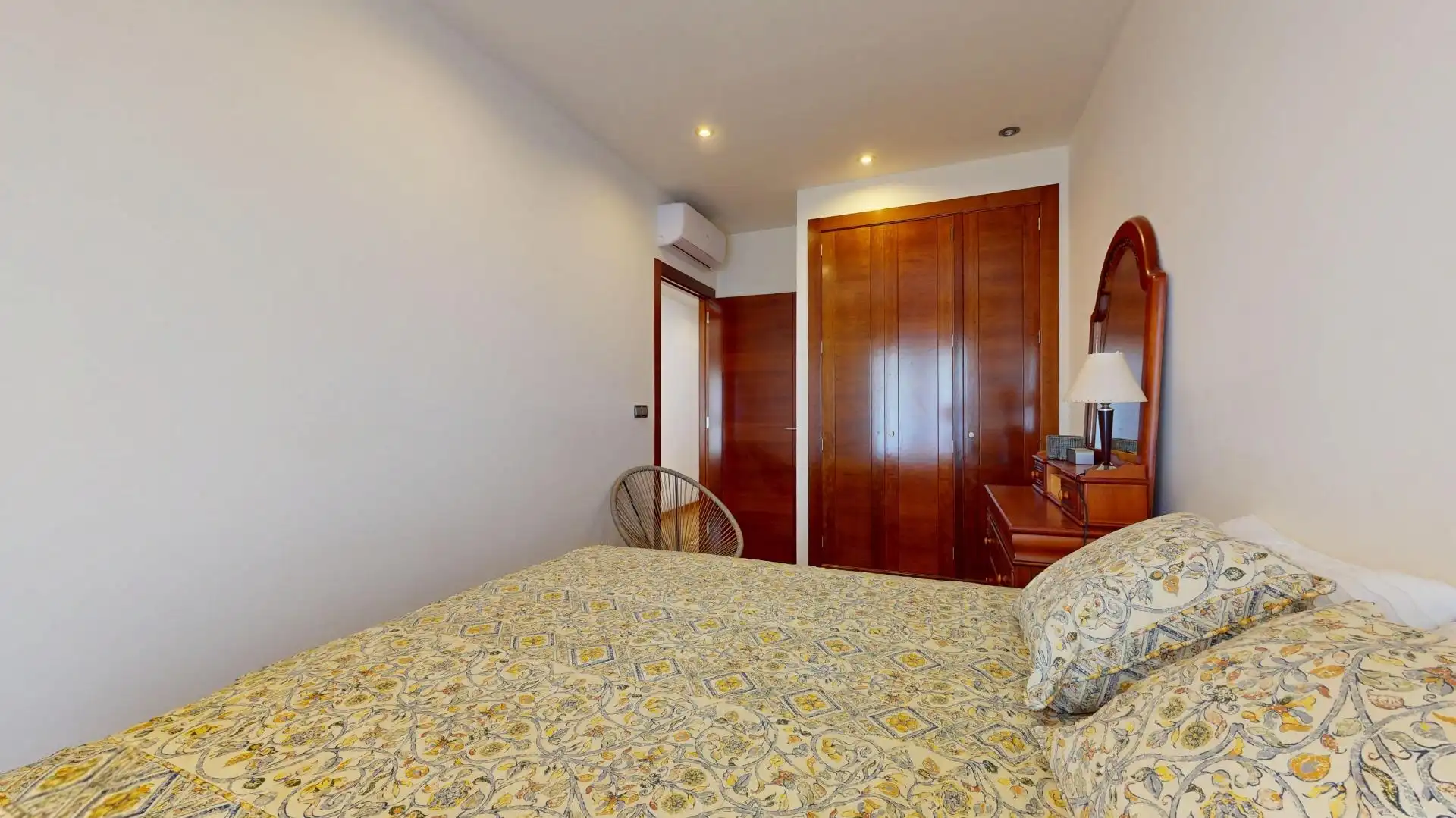 Dormitori de Casa adosada en venda en Pilar de la Horadada amb Aire condicionat, Jardí privat i Terrassa