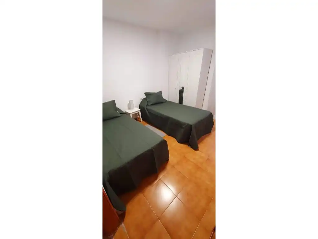 Habitación de Piso en venta en El Rosario con Terraza y Piscina