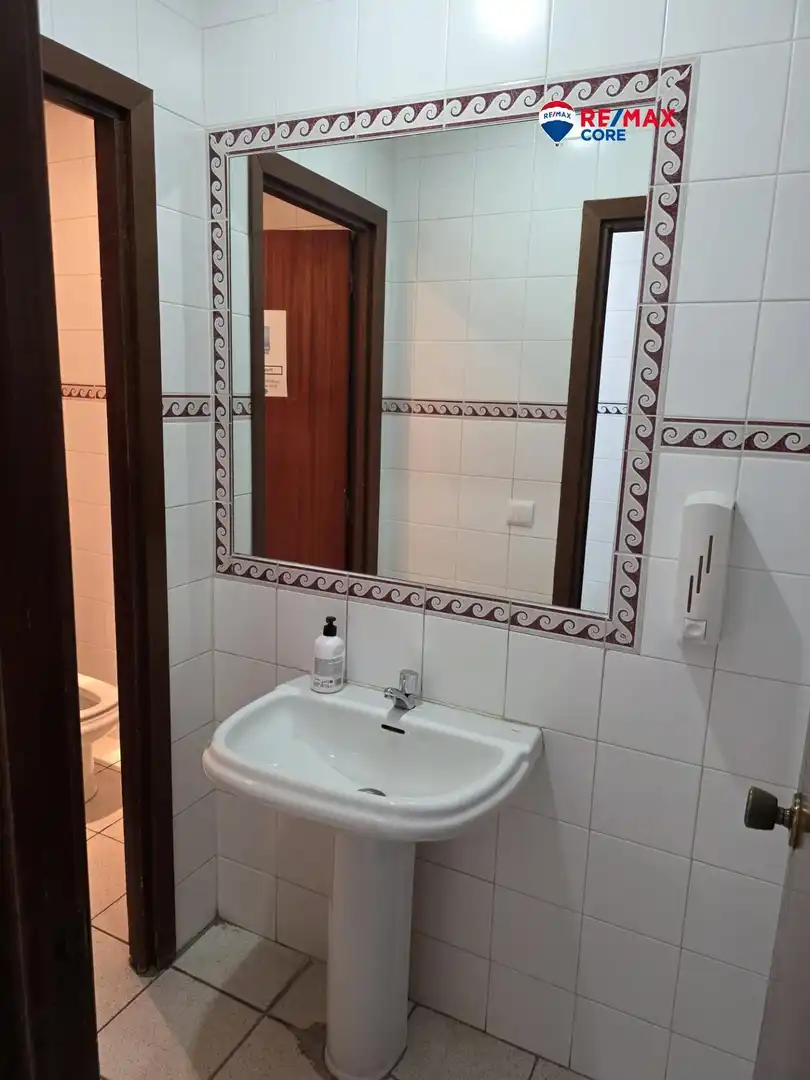 Baño de Oficina en venta en Badajoz con Aire acondicionado y Calefacción
