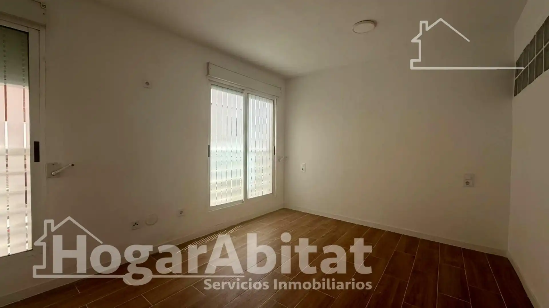 Bedroom of Flat for sale in Tavernes de la Valldigna  with Storage room