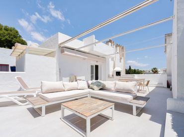 Àtic amb piscina en venda a Nueva Andalucía