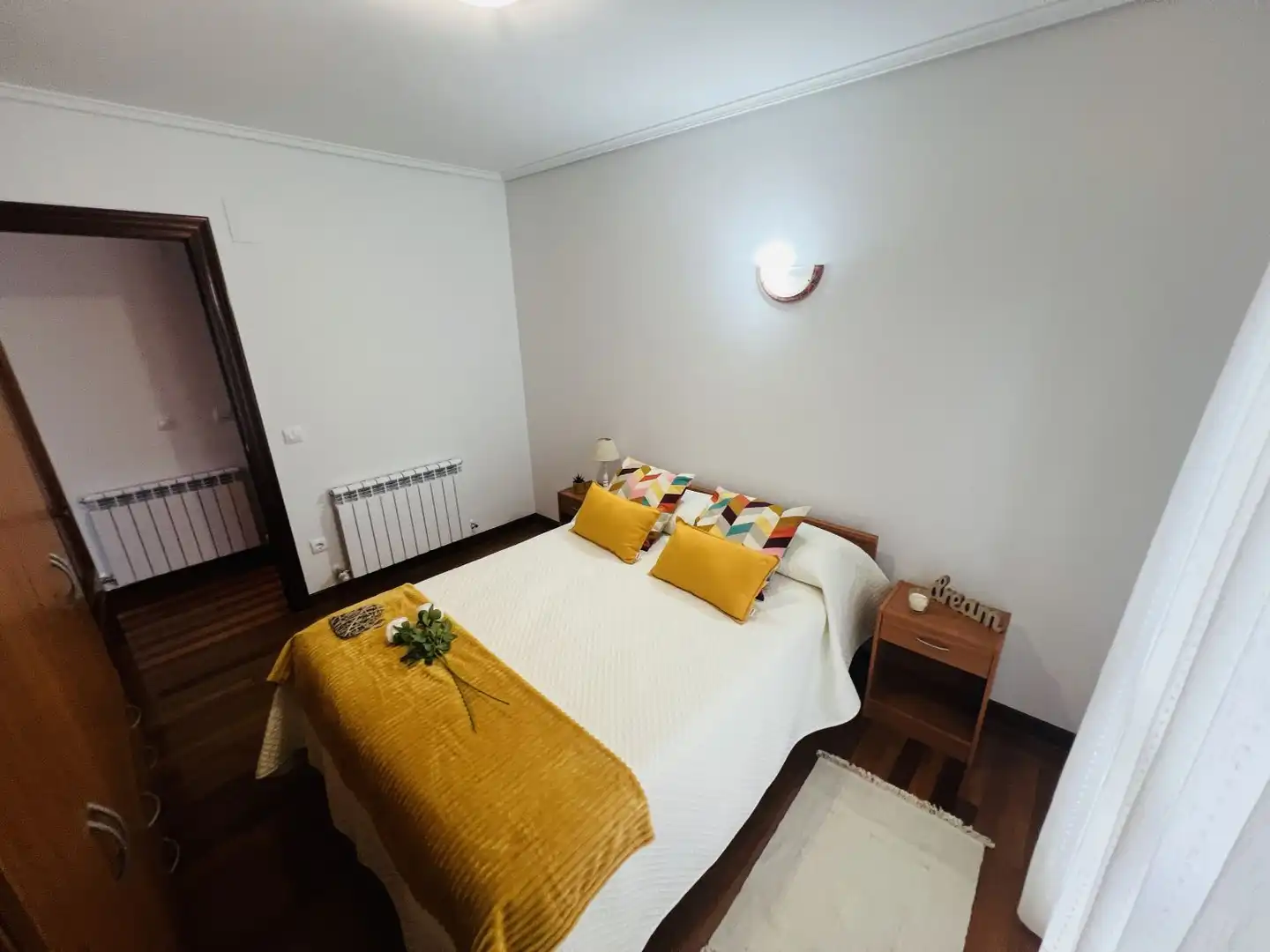 Bedroom of Flat for sale in Voto  with Heating, Parquet flooring and Furnished