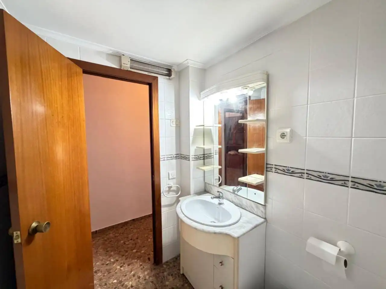 Flat with terrace for sale in Calle Hermano Martí, imagen 9