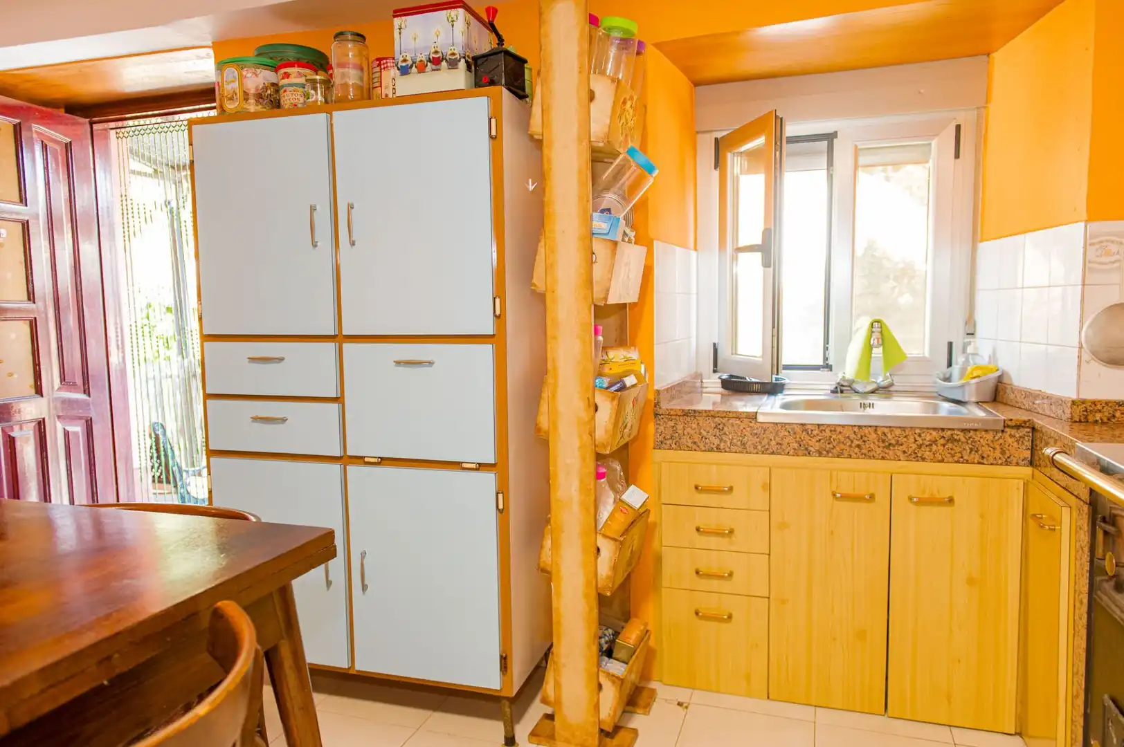 Cocina de Casa o chalet en venta en Vega de Valcarce con Calefacción, Jardín privado y Terraza