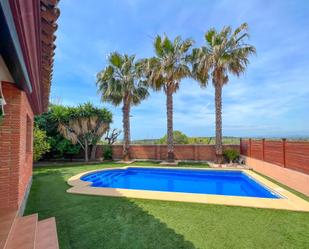 Swimming pool of House or chalet for sale in Constantí  with Air Conditioner, Heating and Private garden